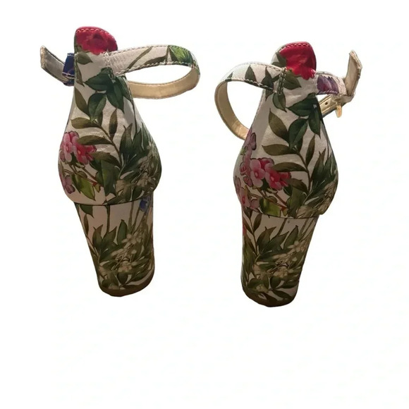🌸 Nine West Floral Ankle Strap Block Heel Sandals Size 9 🌸 - Picture 5 of 6